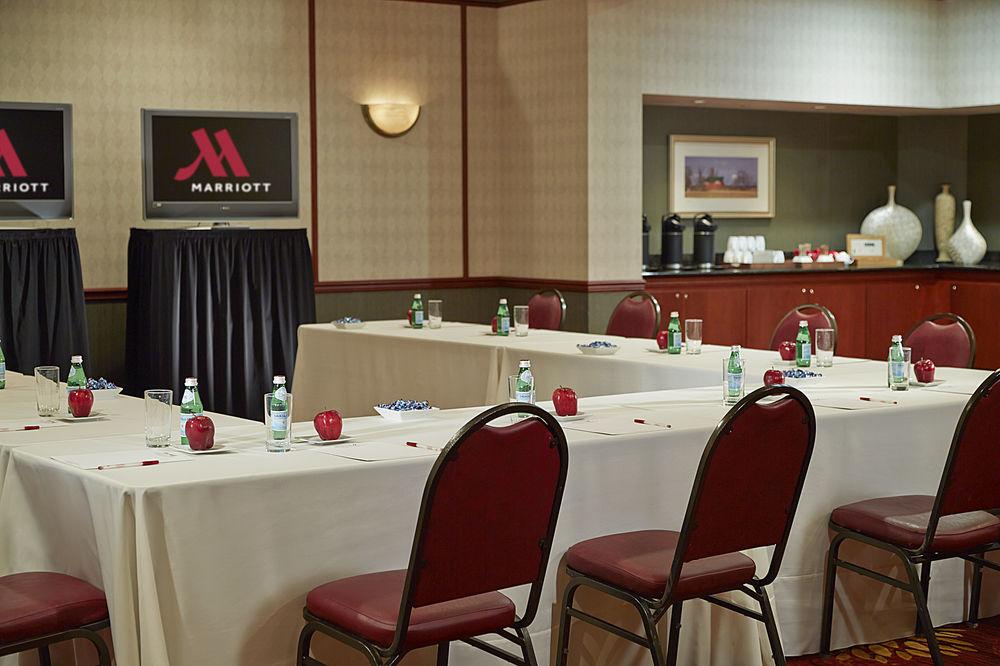 Marriott Dfw Airport South Hotel Fort Worth Buitenkant foto