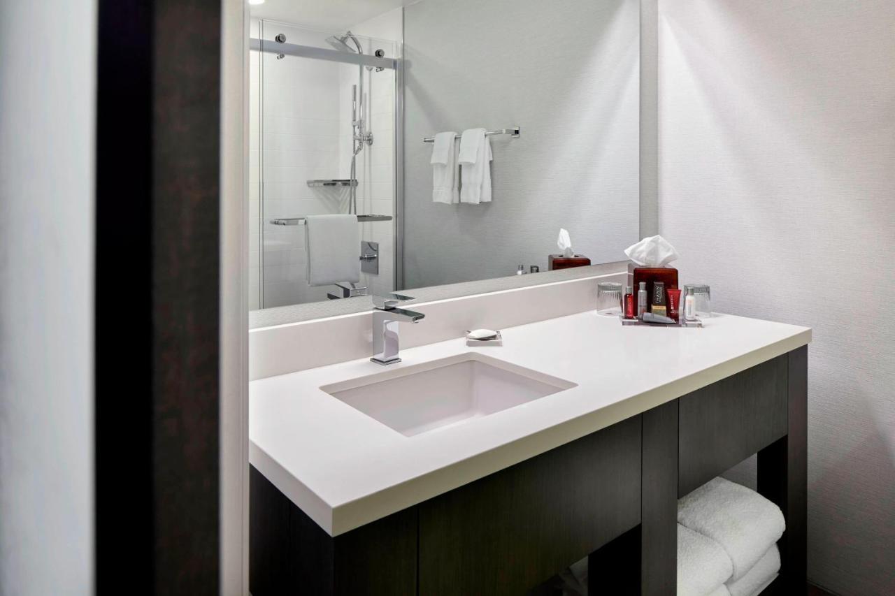 Marriott Dfw Airport South Hotel Fort Worth Buitenkant foto