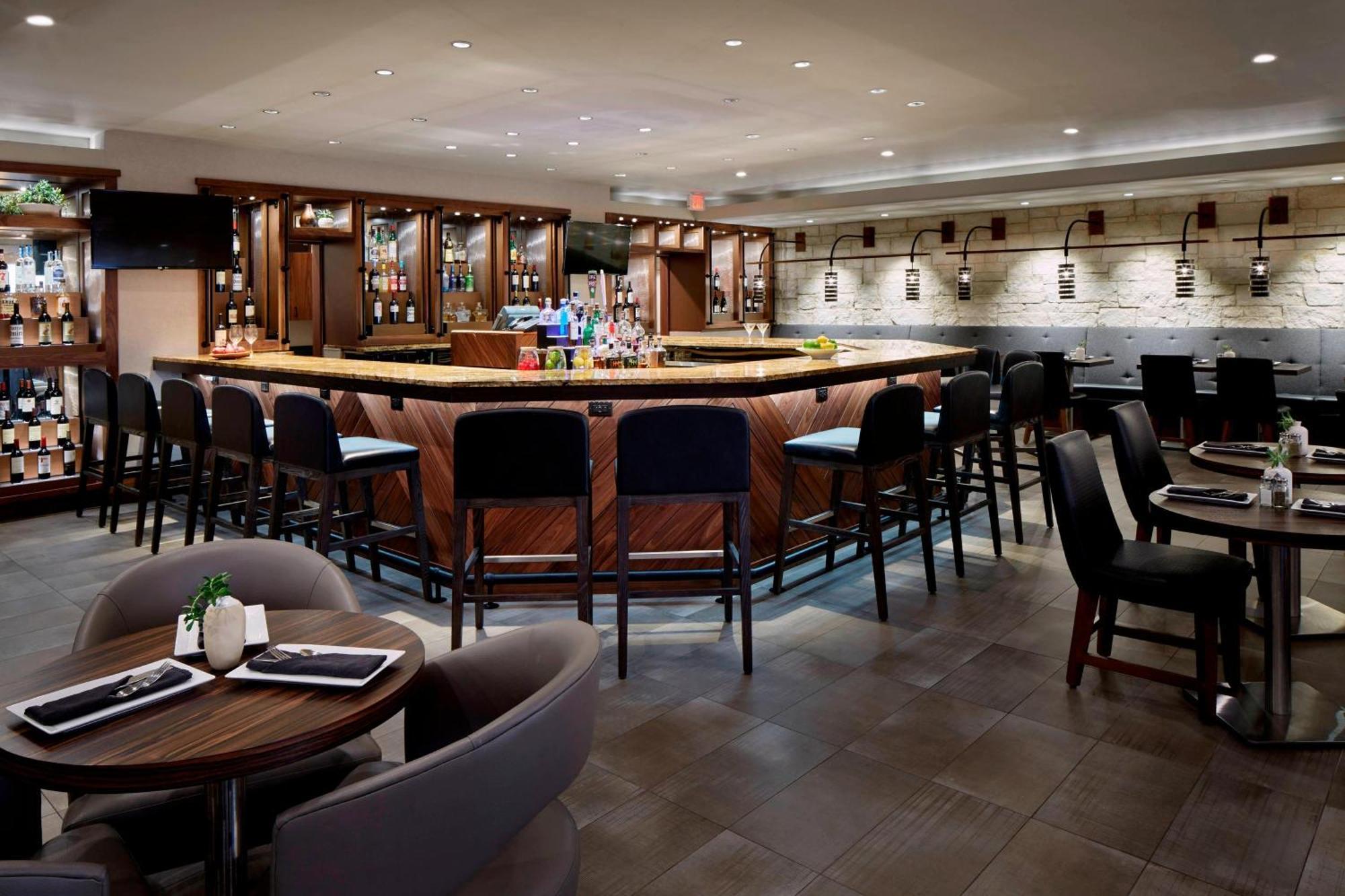 Marriott Dfw Airport South Hotel Fort Worth Buitenkant foto